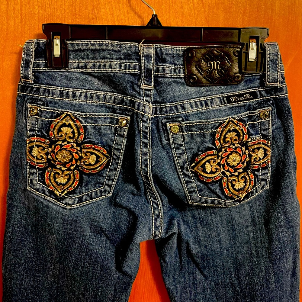 Miss Me skinny crop
